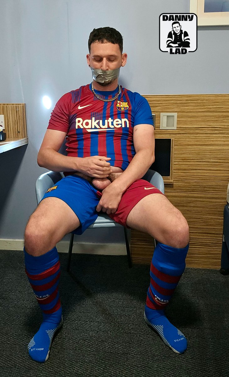 dannylad1991's tweet photo. I was waiting for my sub to turn up, so decided to gag myself with tape and have a little play before.. 🤭😈 https://t.co/MrGUGdiIhv