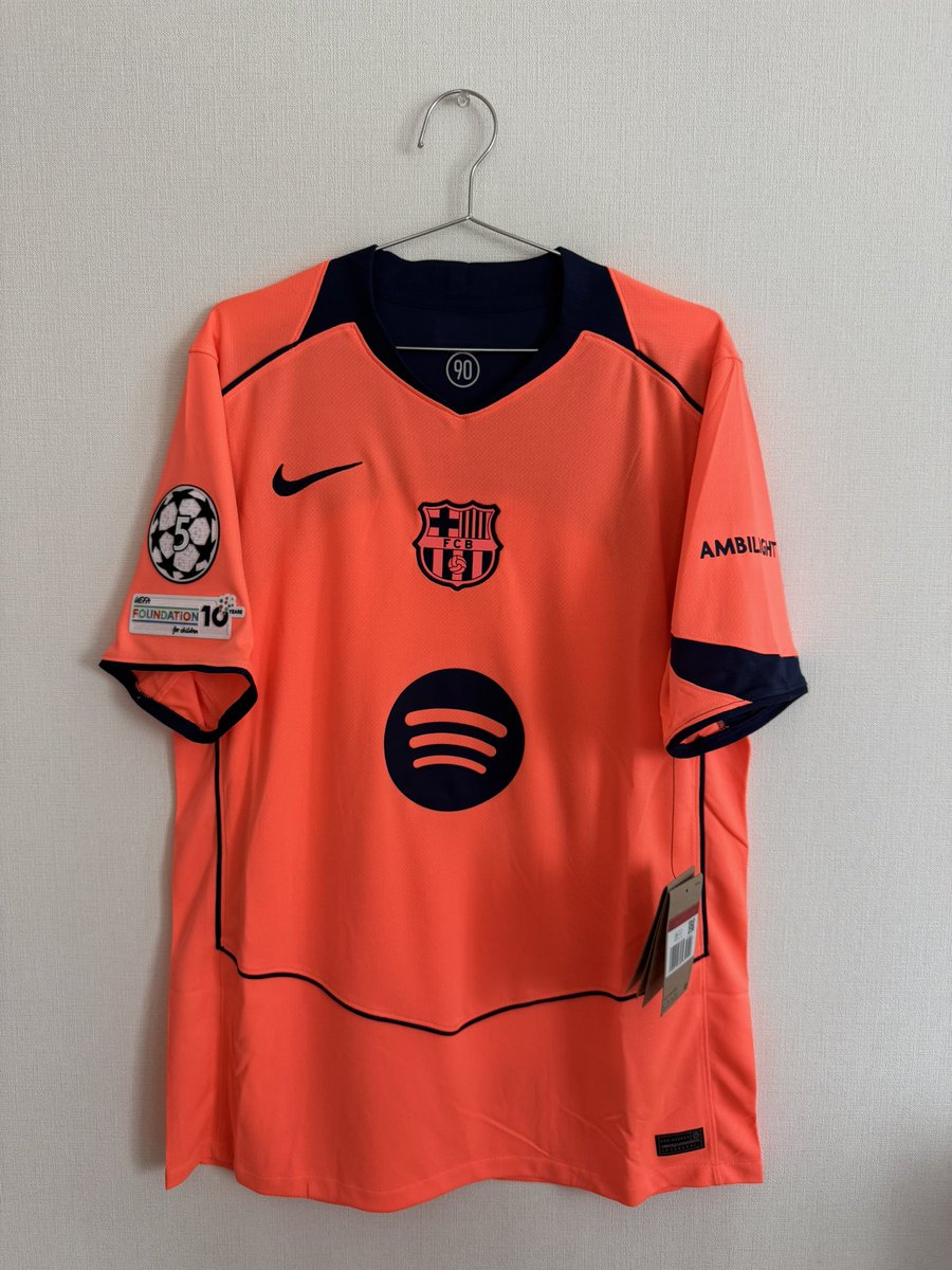 Barcelonacolle1's tweet photo. バルセロナユニフォーム2️⃣2️⃣9️⃣枚目！

2025-26バルセロナ チャビ・エスパルト オフィシャルネーム＆ナンバー（2026.3.10 CL ラウンド16 1stレグ ニューカッスル戦トップチームデビューモデル）を入手！

#barcelona
#バルセロナ
#みんなのサカシャツ https://t.co/npkcPFT9j5