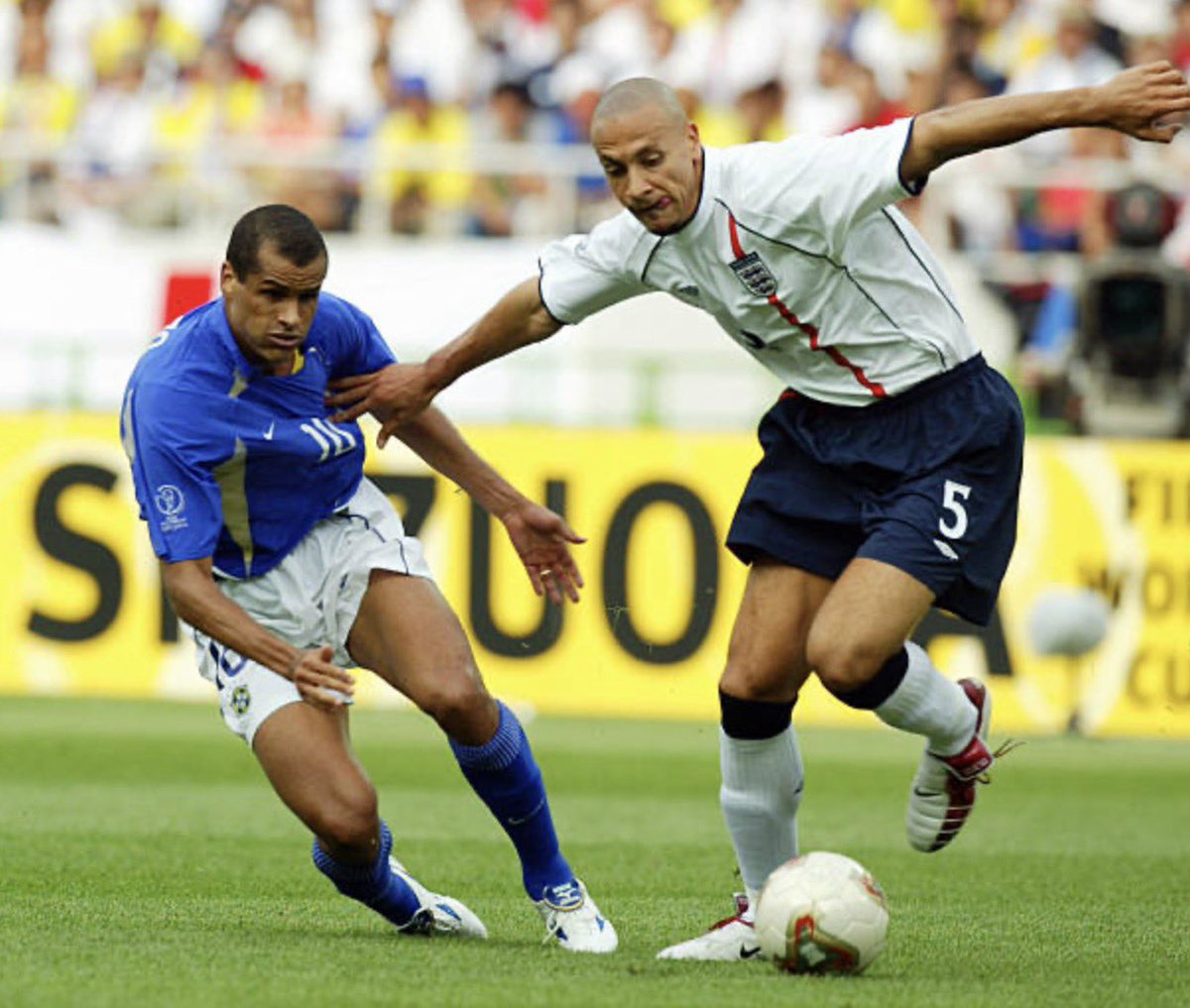 rioferdy5's tweet photo. Ronaldo… Rivaldo…Ronaldinho 🇧🇷 
Name me a better front 3 ever in International Football? 

And they said we were the Golden Generation 😳⚽️

#FIFAWORLDCUP #FIFAWORLDCUP2026 https://t.co/Fzx5FClAZs
