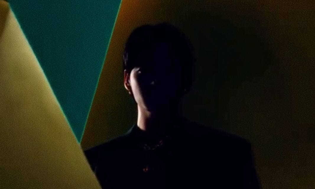 Nadezda_Z_'s tweet photo. JUNGKOOK FOR GRAFF 
JUNGKOOK X GRAFF 
#GraffxJungkook https://t.co/gTnNMaL2Iu