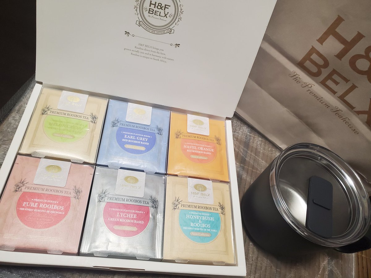 TSagiri's tweet photo. 先月末までひたすら好物を食べる贅沢をしていたので体重計に乗るのが怖い https://t.co/NzgqrNqmr2