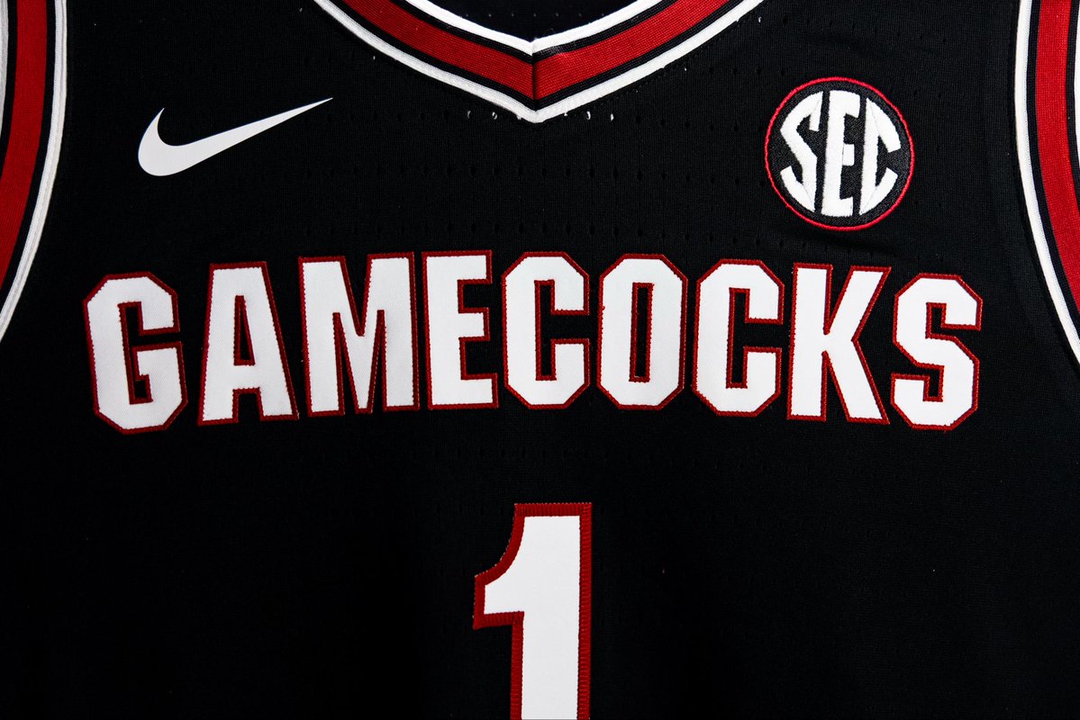 GamecockMBB's tweet photo. 👀🤙 https://t.co/vMSC6YMYoc