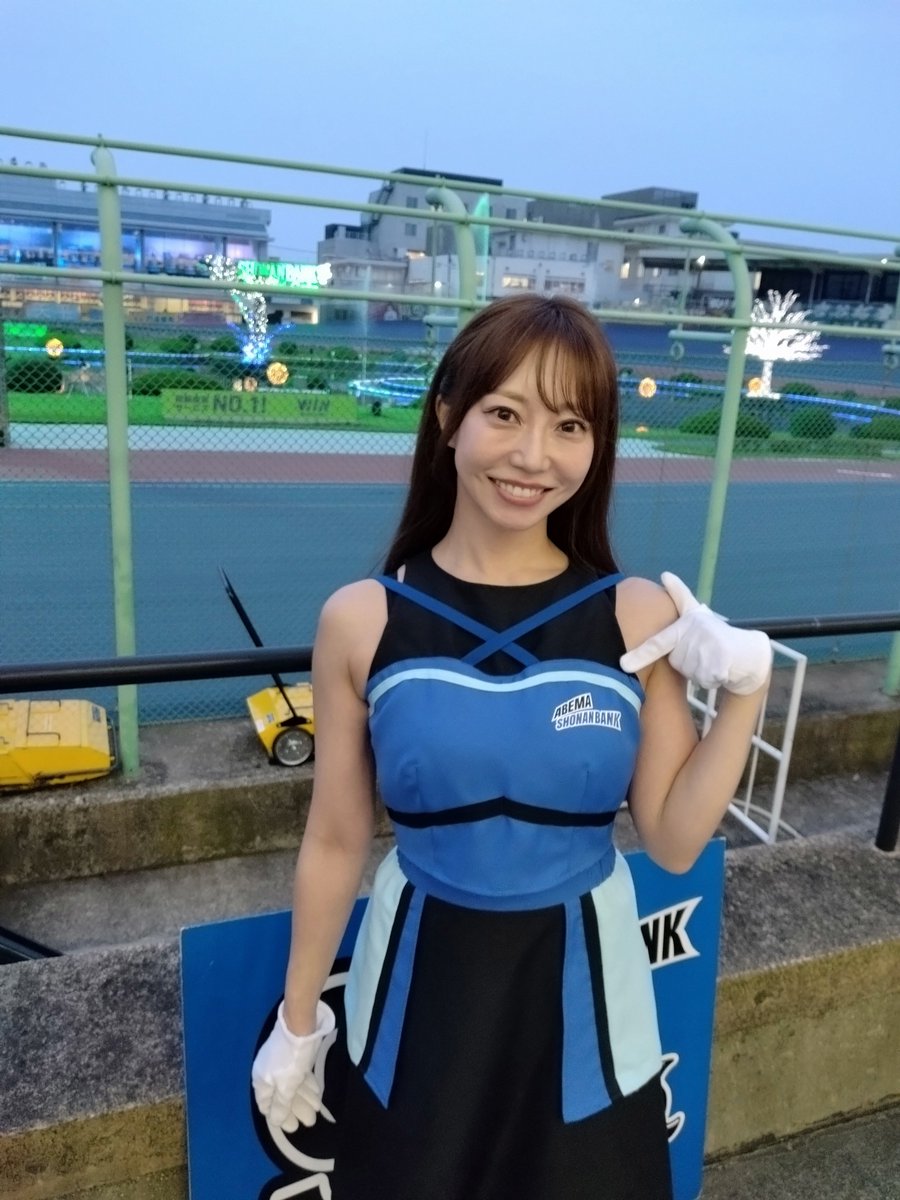 toshiada0730's tweet photo. 選手権の時以来のひなのちゃん
#平塚競輪 
#湘南バンクエンジェル 
#城戸ひなの https://t.co/4JOn2doZiM