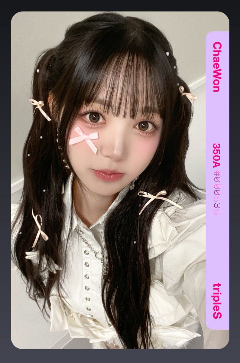 lysitheaee's tweet photo. @S17arkawaii Id : alphia
My bias is 21 n my fav objekt is her aa350
Im so happy when i got this cuz she look SO PRETTY n cute here, the outfit too omg also i  like the border color, it fits her PERFECTLY, i love this objekt sm that im willing to search for aa351 n aa349 just to finish the set https://t.co/TUHLhD7I8U