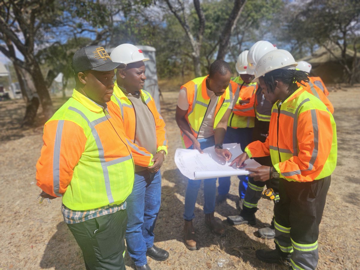 ellionexgroup's tweet photo. New project. New milestone. 🚧
Today, we officially received the lane extension project site at the Rusape toll gate from our client, instatoll. The journey starts here, and we're ready to get to work.
#ProjectKickoff #Infrastructure #Engineering #Construction #CivilEngineering https://t.co/0CuEiCJCJk