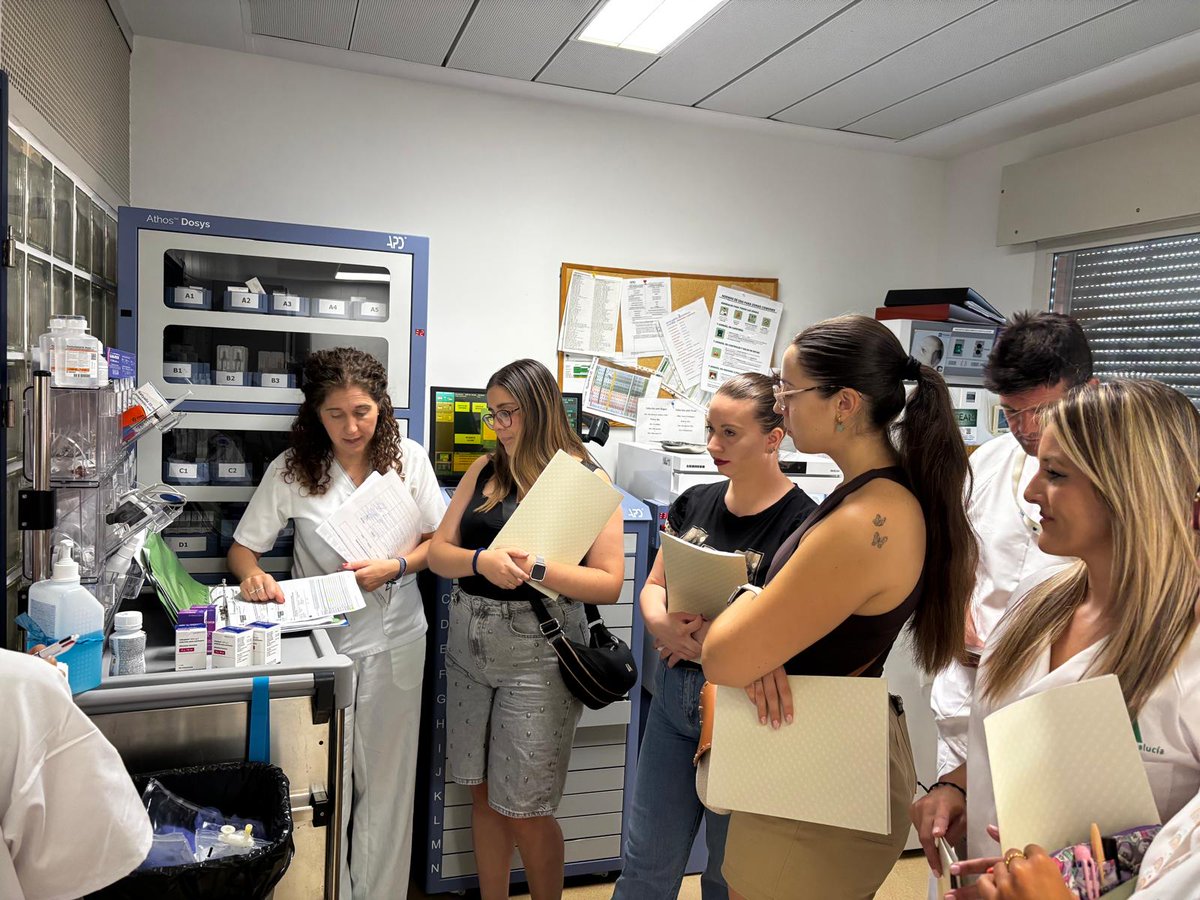 HospitalAltoG's tweet photo. Hoy hemos dado la bienvenida a los nuevos profesionales que se incorporan en nuestro centro dentro del Plan Vacacional 2026.
Personal de enfermería, TCAEs y celadores pasarán a formar parte de nuestros equipos. https://t.co/1VwSSFTS3V
