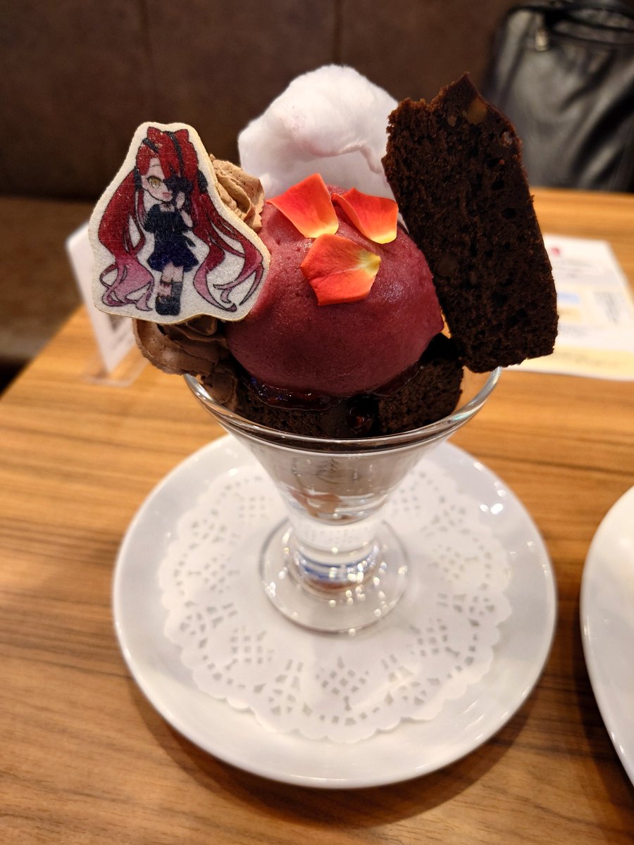 kanoGE2's tweet photo. FGOスイパラコラボ行ってきた
ハンバーガー🍔美味しい

コースターでカーマ来てくれたのは良かった
フォト風カードとグッズ購入特典はカーマ引けず https://t.co/uWgnGLxMfZ