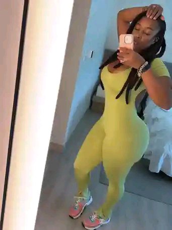 dj7907102's tweet photo. Happy tittyy Tuesday❤️🥶 https://t.co/N4BbLsjHQb