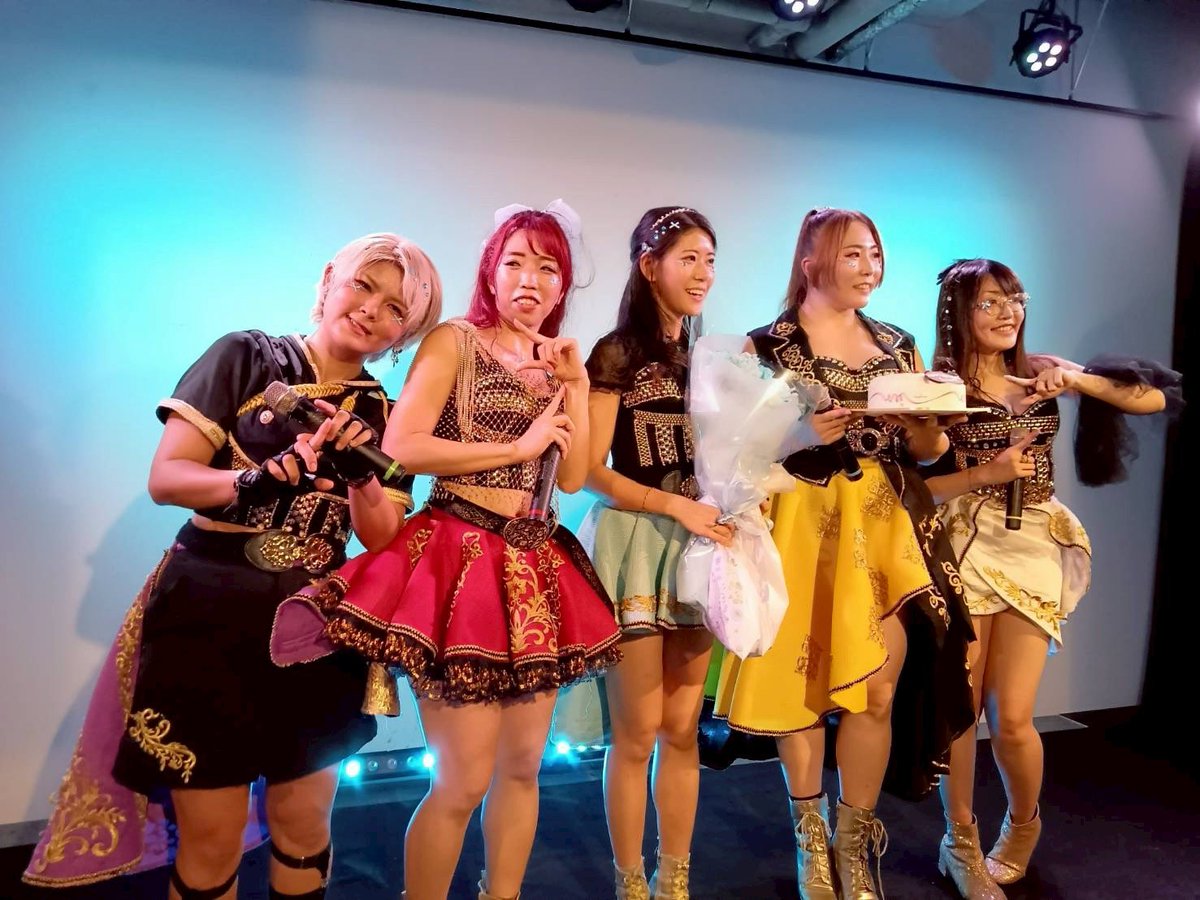 AKNews3's tweet photo. せいな生誕祭無事におめでとうございました！
新宿での楽しいLIVEとなりました！👏
打ち上げも楽しかった(≧∇≦)

 #新宿  #LIVE https://t.co/n8Oan1Z7C7