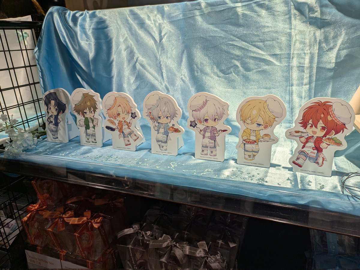 seirim0406's tweet photo. アニカフェ来ました
帰る前となりの優しい姉さんから環くんのコスター貰いました https://t.co/6ARkNOaH65