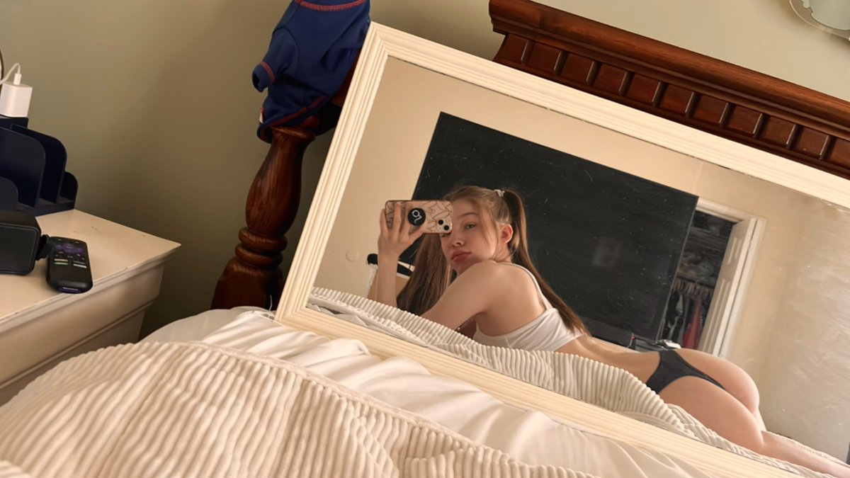 Alexxa tweet media