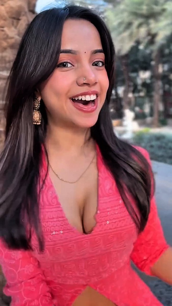 Keeeda_'s tweet photo. Muskankaria 🙅‍♀️
Shizuka ☑️

#desi #bhabhi #aunty #indian #maal https://t.co/lxaksatsip