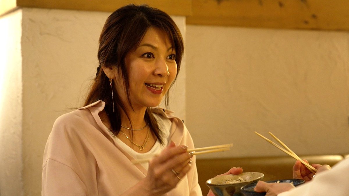 mezamashimedia's tweet photo. BSフジ『飯島直子の今夜一杯いっちゃう？』

内田有紀さんが登場！
姉妹のような関係を築いてきた飯島直子さんと
仕事、人生、今の自分について語り合います

7月2日（木）22時～

▶️https://t.co/OGVQ2HagfZ

@konyaipai https://t.co/HomJiMWoGk