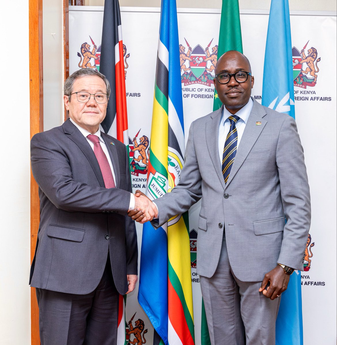 SingoeiAKorir's tweet photo. Delighted to welcome H.E. Barlybay Sadykov, Ambassador of Kazakhstan to Kenya to review our bilateral ties following the Visit by H.E. President @WilliamRuto. Moving rapidly toward economic integration, we are operationalizing the Kenya-Kazakhstan Business Council, establishing our Tea and Coffee Hub in Astana, and setting up our Consulate General in Kazakhstan. From space science and financial services cooperation to aligning on global water governance, our strategic partnership is entering a dynamic new chapter of shared prosperity. @ForeignOfficeKE