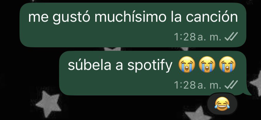 chattricia's tweet photo. Roy inventándose canciones para hacerme sonreír 
yo: https://t.co/9aMRiapZ97