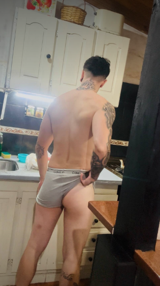 DomTopArthur's tweet photo. Your favorite distraction just posted. Not everyone deserves the full view. L ink 👆 https://t.co/1wz4IjnfjJ