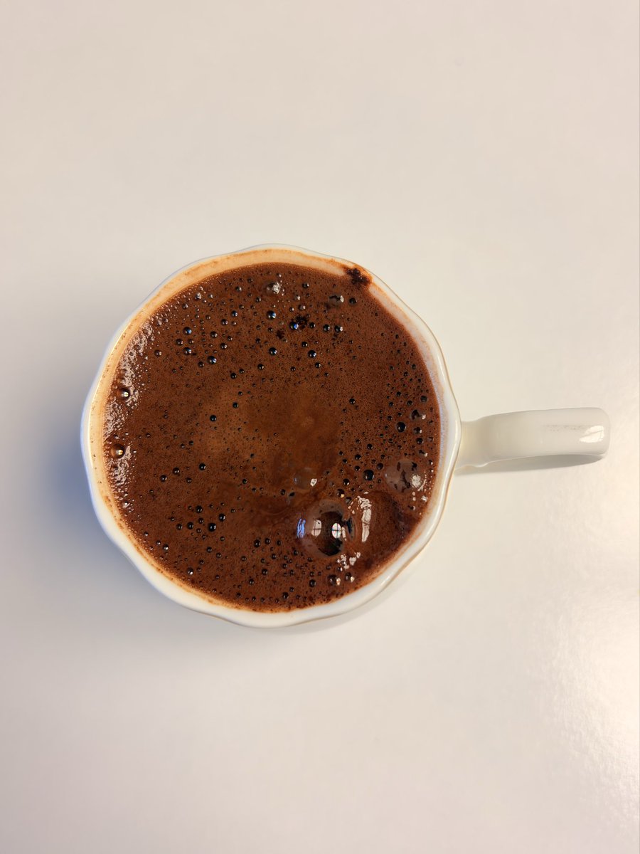 _symtkl's tweet photo. Günaydııııın 😌 Mutlu günler 🤗 https://t.co/CsMyiBYEF9