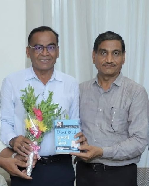 ManubhaiBalar's tweet photo. શ્રી સૌરાષ્ટ્ર પટેલ સેવા સમાજ - સુરતના પ્રમુખ શ્રી કાનજીભાઈ ભાલાળા જીને જન્મદિવસની ખુબ ખુબ શુભેચ્છાઓ…💐💐💐

આપ તંદુરસ્ત રહો અને દીર્ઘાયુ પ્રાપ્ત કરો એવી પ્રભુને પ્રાર્થના. https://t.co/D2aDbUlKAZ