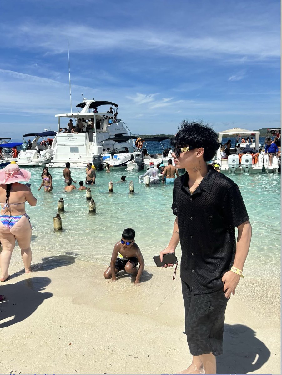 itsasukee's tweet photo. Hi guys 👋🏻 https://t.co/FdjHcX3Wsf