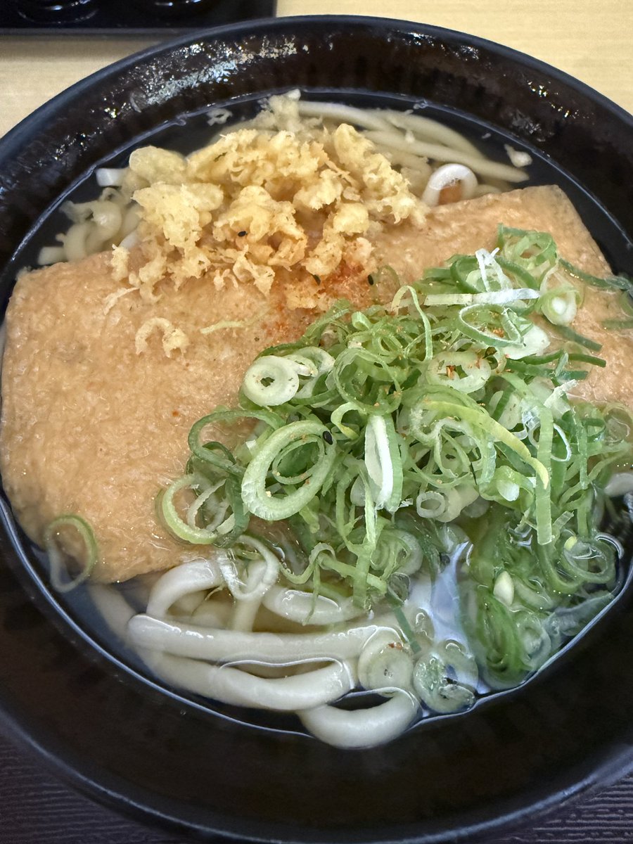 um9_ob's tweet photo. 相変わらず遅い昼ごはんは
つるまるうどんさん😃 https://t.co/Ke1mkxM2yA
