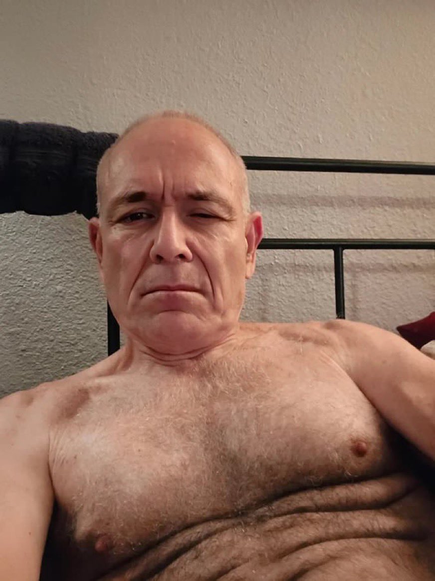 RobertFranlc's tweet photo. I am bored https://t.co/Kl1JeD7VnK