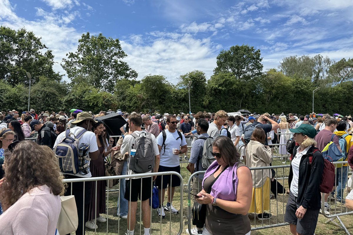 rltl17's tweet photo. @Wimbledon A footnote to #TheQueue yesterday. In previous years I don’t recall going through this horrid zigzag (pic shows one-third of it) to exit the field – like an airport-style immigration queue, but worse. Took more than 1 hour to get through this and eventually reach ticket sales https://t.co/WTZiXjBDVM