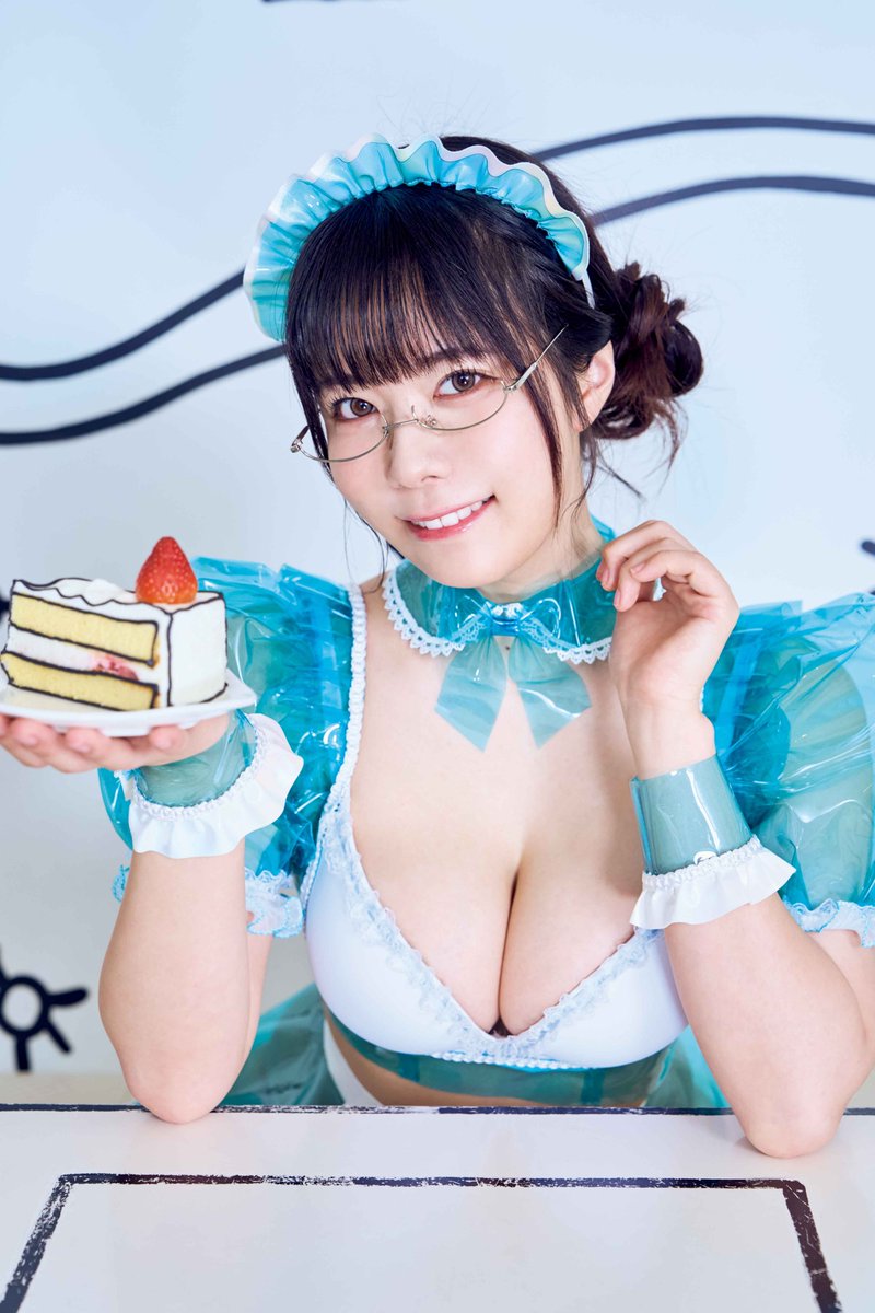 YA_gravure's tweet photo. ヤングアニマル13号 発売中！！✨✨✨
購入はこちら⇒https://t.co/etmaELgZCi

☆表紙・巻頭グラビア『#PPエンタープライズ』　@sinonome_umi 
東雲うみちゃんが可愛いビニールメイドとアニマル柄衣装で登場！！

☆付録はB2サイズ両面BIGポスター！！

Photo：#フジシロタカノリ
Styling：#大橋みずな
Hairmake：#miko #小林瑞希 #佐藤実希

#えなこ #東雲うみ #篠崎こころ #篠原みなみ #よきゅーん #南あみ #山本栞
#ベルセルク　#ヤングアニマル　#ヤングアニマルWEB　#gravure
#PPエンタープライズ
