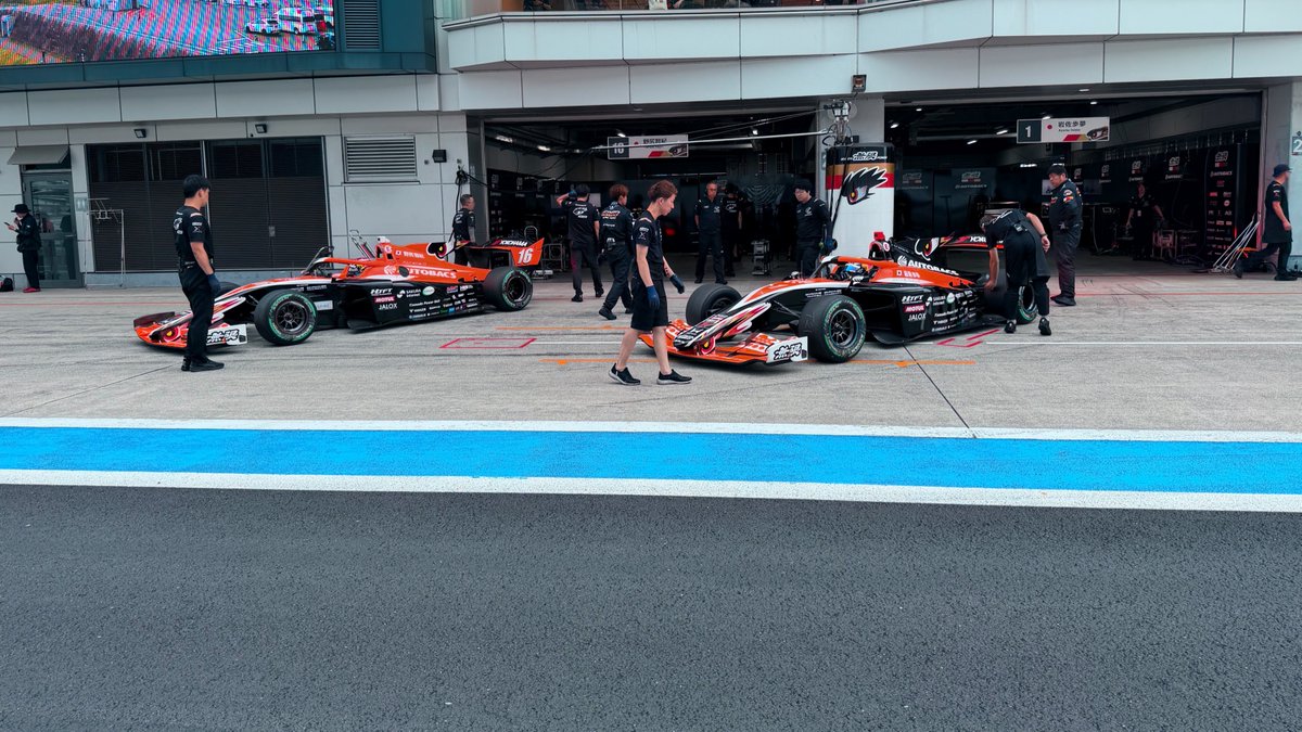 mugen1973's tweet photo. SUPER FORMULA OFFICIAL TEST at Fuji Speedway. All Sessions are over. 
次の富士大会に向けて貴重なデータを収集できました。
TEAM MUGEN AUTOBACSの逆襲にご期待下さい！

#TEAMMUGEN #AUTOBACS #SFormula
#野尻智紀 #岩佐歩夢 #Honda #HRC #PoweredByMOTUL https://t.co/ZOhjegzGvu