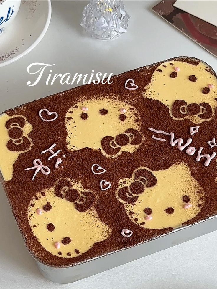 sweetxdessert's tweet photo. Hello Kitty tiramisu https://t.co/9b38phlTyC