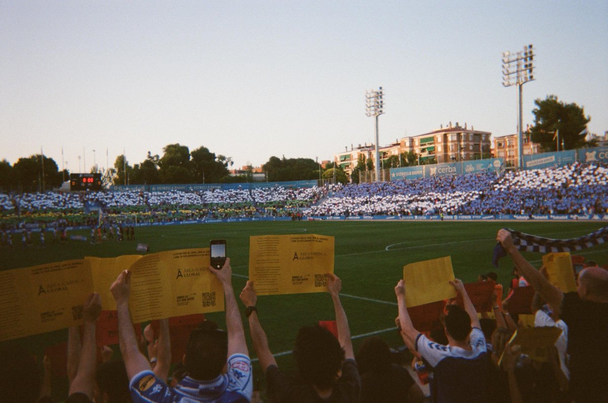 osrc_ph's tweet photo. Fotos de l'ascens que he fet amb una càmera d'un sol ús🤍💙🧅 https://t.co/6DbHwzrr1o