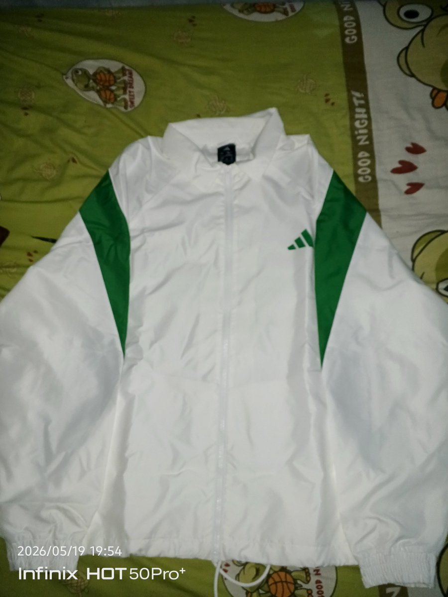darahmerahREDS's tweet photo. Barang kali ada yang minat guys .
Sendal adidas ukuran 43 kondisi baru lepas 500k nego
Jaket adidas ukuran 2xl kondisi bekas 2 kali pakai 750k nego
Sepatu adidas superstar II kondisi baru harga 1.5jt nego.
Di bantu guys di share https://t.co/A1uLzmJr8j