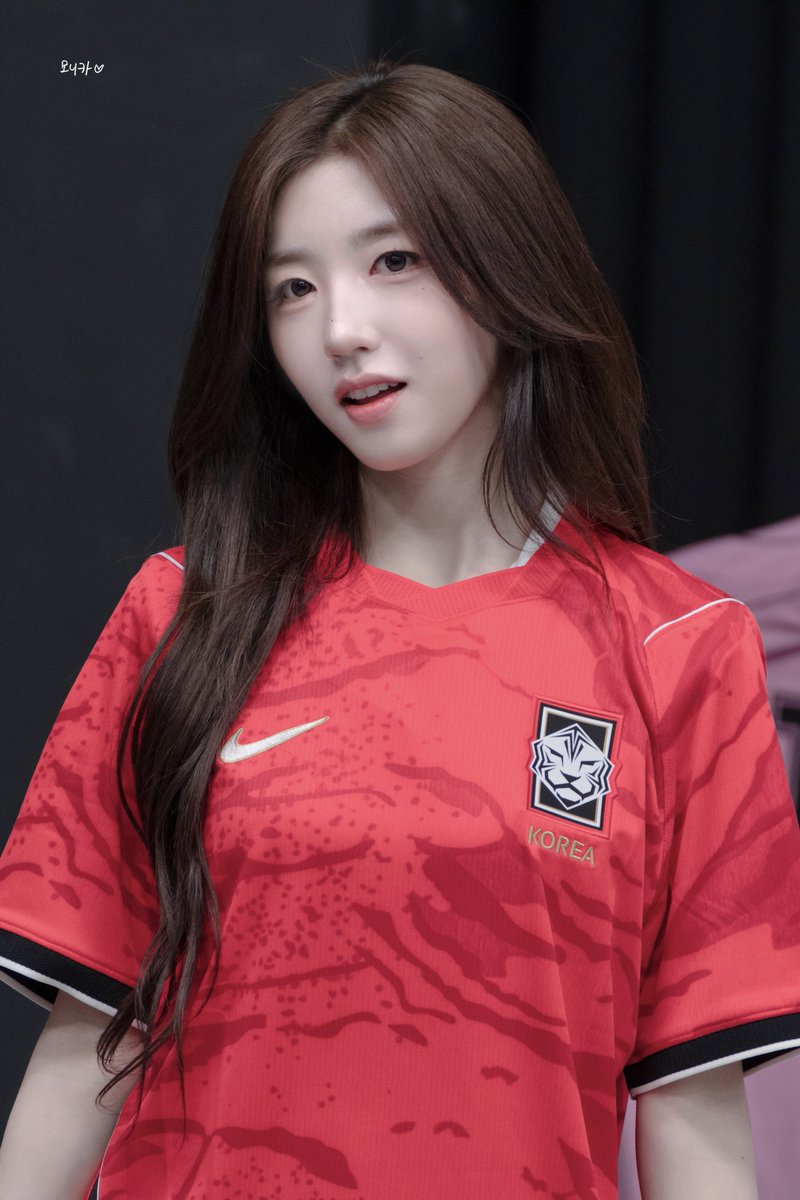 monica_HSY1419's tweet photo. 260628
⚽️
#tripleS #트리플에스 #소현 #Sohyun https://t.co/IzjAzmq5qq