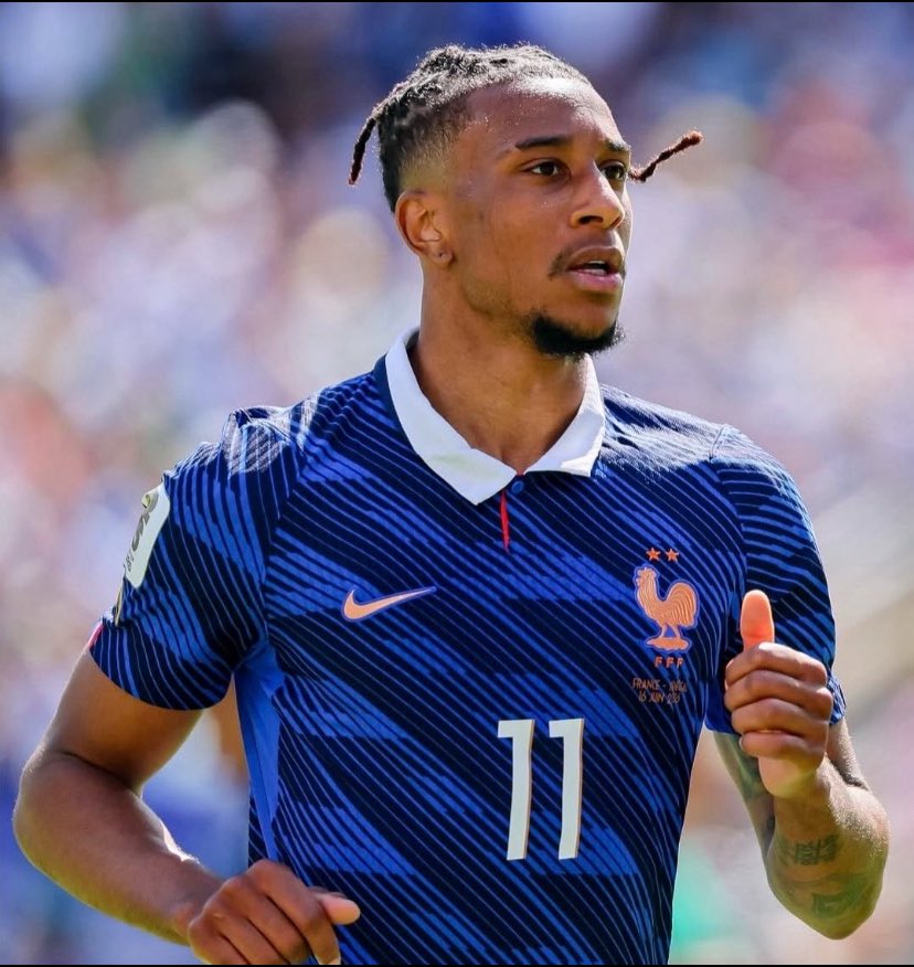 iam_Bosunrankin's tweet photo. 🚨 BREAKING: Thierry Henry: "Olise is from another planet, he's just different... Kylian will put up numbers nobody else can do but the most important player is Michael Olise." https://t.co/BPYcl0T0gh
