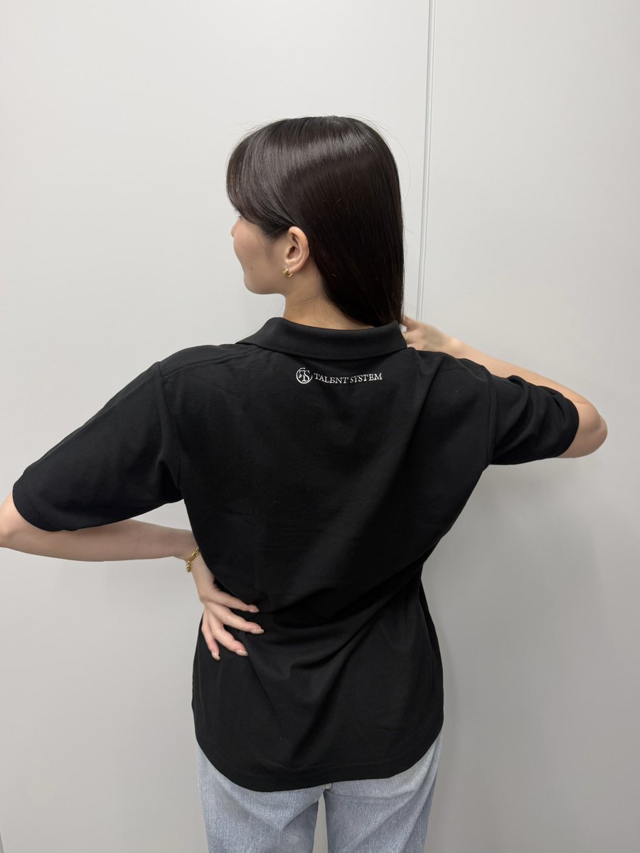 kiyochanshacho's tweet photo. ✨4名様限定！オリジナルポロシャツ✨
＼プレゼントキャンペーン／
(白黒選べる｜サインorお手紙付き)

弊社もイベントなどに向け、普段使いしやすいデザインのポロシャツを作りました❣️

📩応募方法
①このアカウントをフォローする
②公式LINEの登録( https://t.co/gEy3OwJPiE )
③この投稿に #タレシス とコメントをつけて引用投稿
⇒当選の方のみ7/10以降にDMいたします🌟

✅応募期間 : 7/10(金) 21:00まで
ご質問はリプライへお願いします☺︎
