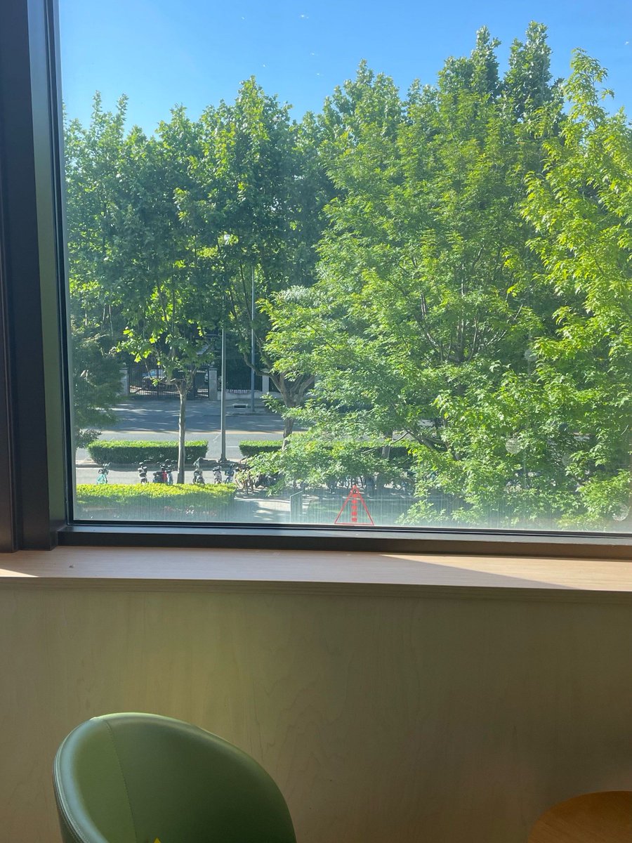 NXdW7Sm3nSZ0roy's tweet photo. Just wrapped up a smooth client check-in call—love that quick win that keeps projects moving forward  #WorkDaily #OfficeLife https://t.co/fhPvuYbZ0P
