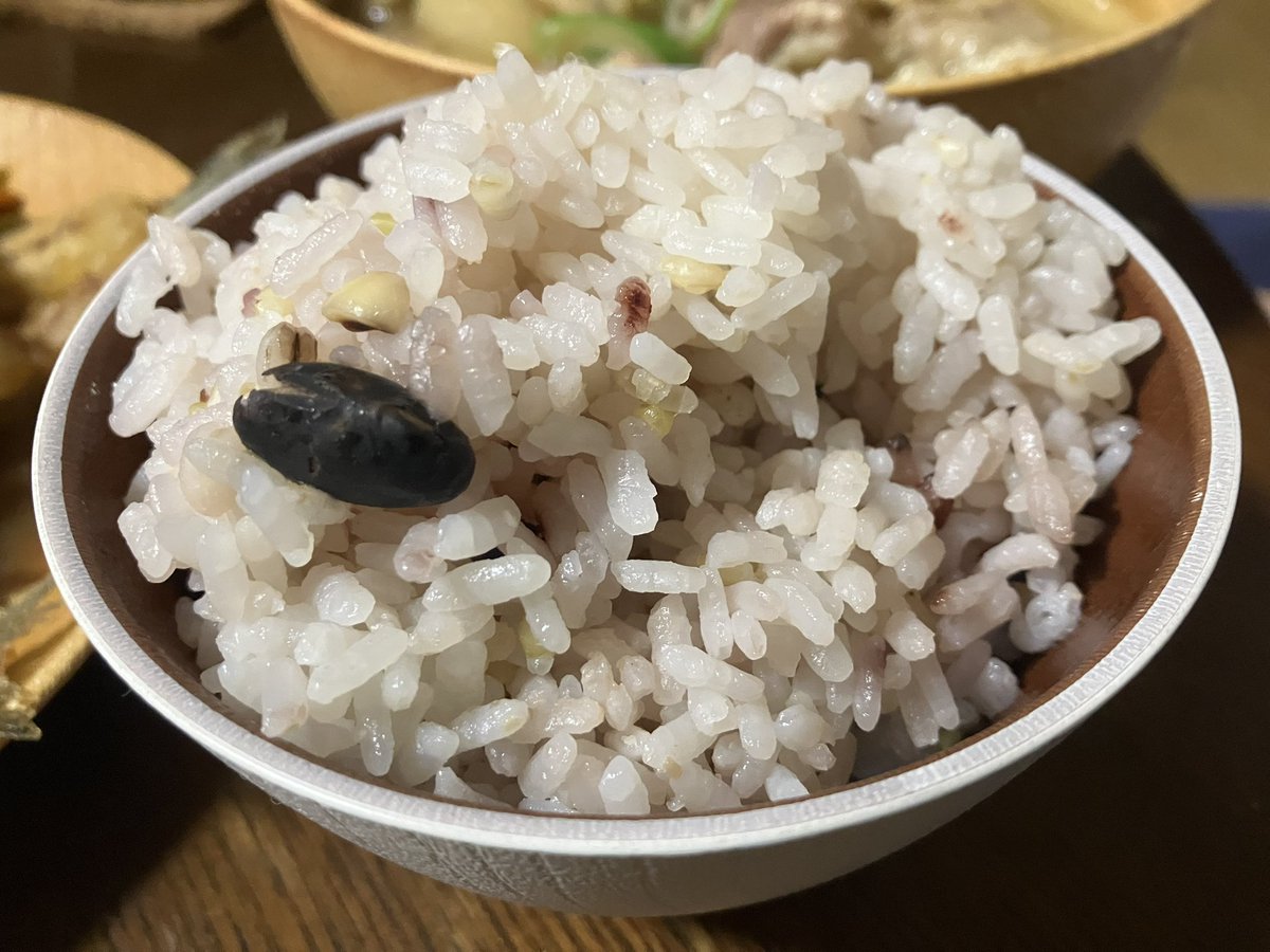 bonomacaroni's tweet photo. 【ワールドカップ】
日本代表お疲れ様でした！
ブラジル🇧🇷相手にここまで出来たことに感動です
価値のある試合をありがとう🇯🇵

夕飯も日本食に戻りました🍽️
改めて和食て美味しいですね🍚

また頑張っていきましょう🚩 https://t.co/jXGcg6GWq4
