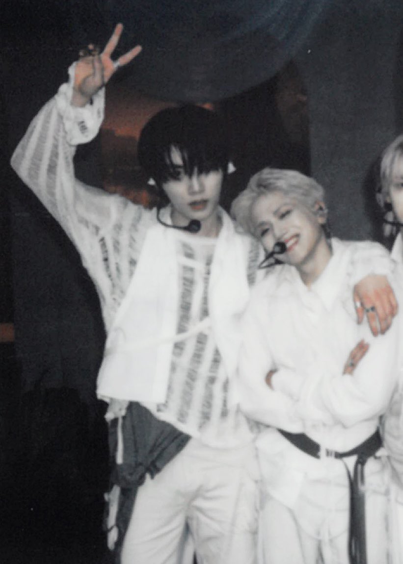 eatgxf's tweet photo. 사랑이 선명하게 보이네 https://t.co/XDzxUtEGJl