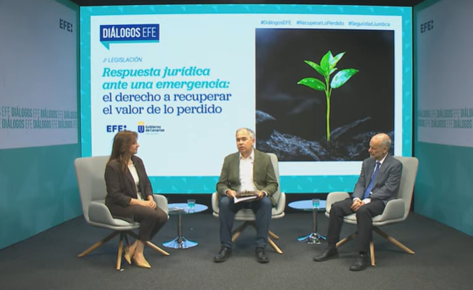 EFEcomunica's tweet photo. #DiálogosEFE #RecuperarLoPerdido

@LadyBarretoHdez, consejera @AdmPcasGobcan del @PresiCan, tiene un recuerdo a las víctimas por los terremotos de Venezuela y, en especial, por los canarios que viven allí

En directo:  https://t.co/cAhVkmWKWi

#SeguridadJuridica https://t.co/kDfyHlxTaZ