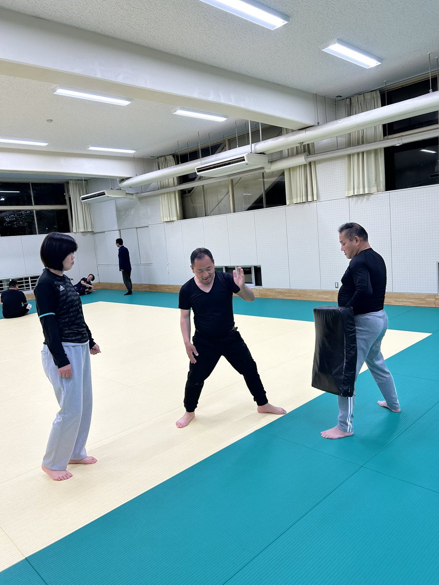 10415310's tweet photo. 娯楽格闘技ISHIDO

7月の活動日
7日（火）
14日（火）
21日（火）
28日（火）

8月の活動日
4日（火）
18日（火）
25日（火）
※11日は祝日のためお休み

全て枚方市立伊加賀スポーツセンターです https://t.co/yh1vCMKM0e