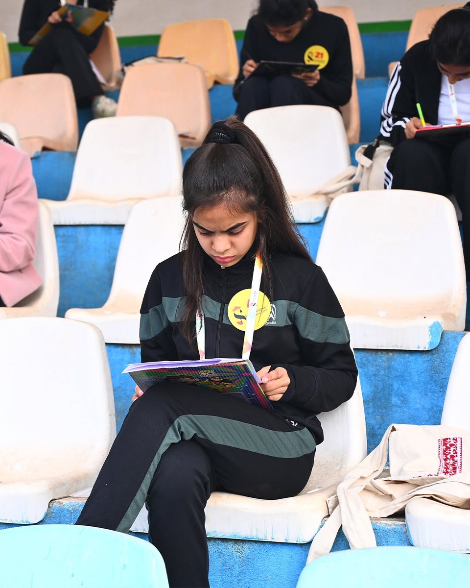 KIIT_NanhiPari's tweet photo. Every answer begins with a moment of thought.
For more info, follow us on:
Facebook: https://t.co/isawk4GXsQ
Instagram: https://t.co/Q7KUmFvEwc
#KIITNanhipari #LittleMissIndia #Bhubaneswar #odisha #Quizround https://t.co/7djyGyM5Og