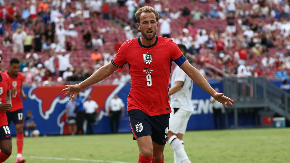 spordepormedya's tweet photo. 2026 Ballon d'Or aday sıralaması açıklandı. (Goal)

▪️Harry Kane
▪️Dembélé
▪️Olise
▪️Mbappé
▪️Lamine Yamal
▪️Lionel Messi https://t.co/XmykZc86G0