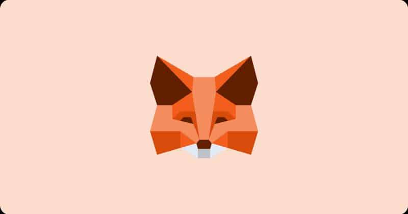 phamduydong179's tweet photo. 🦊 MetaMask vừa ra mắt Money Account – bước tiến đưa ví crypto trở thành một "tài khoản tài chính" tất cả trong một.

Người dùng có thể chuyển USDC, USDT hoặc DAI sang mUSD và nhận lợi suất lên tới 4% APY (biến động), không cần khóa tài sản hay staking. Lợi nhuận được tạo tự động thông qua các giao thức DeFi như Morpho và Aave, trong khi người dùng vẫn giữ quyền tự quản lý tài sản.

Điểm đáng chú ý là Money Account còn kết nối trực tiếp với MetaMask Card, cho phép vừa kiếm lợi suất vừa chi tiêu mUSD tại các điểm chấp nhận Mastercard. Đây là dấu hiệu cho thấy cuộc đua stablecoin đang chuyển từ "chỉ lưu trữ" sang tích hợp tiết kiệm, thanh toán và giao dịch trong cùng một ứng dụng.

#MetaMask #Stablecoin #DeFi #Crypto