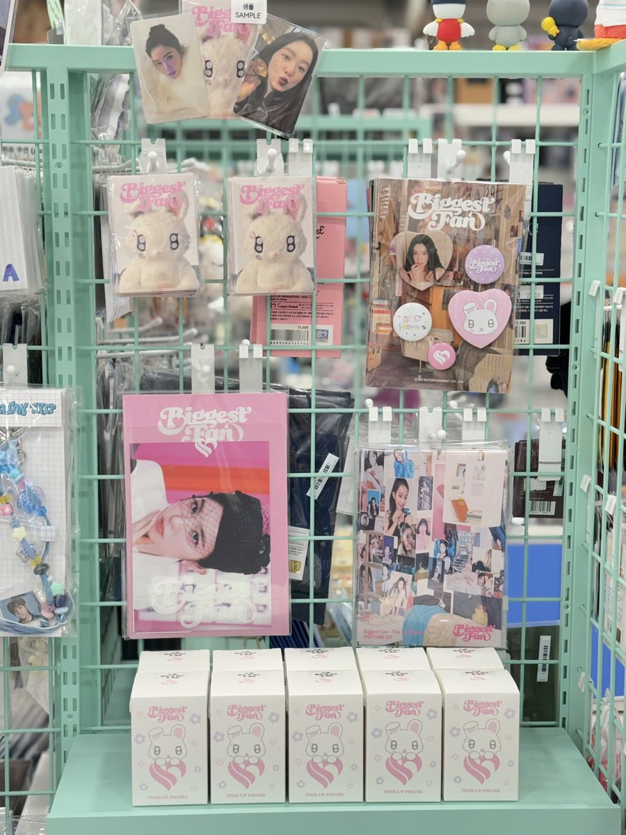 Withmuu_JS's tweet photo. [#IRENE] 

:¨ ·.· ¨:                        :¨ ·.· ¨:
 `· . 2026 IRENE 1TH ALBUM
 [Biggest Fan] OFFICIAL MD· ﾟ¨:                                                               
                                                     `· . · ﾟ

위드뮤 잠실점에서 만나보세요! 𐔌՞⁔•͈ ·̫ •͈⁔՞𐦯

#아이린 #IRENE 
#WITHMUU #위드뮤 #위드뮤잠실