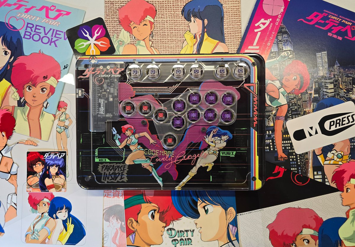 SkullO1's tweet photo. Designed my first leverless controller, #dirtypair themed on the @ArcadeParts  MPress. Special shout out to Susan at Paradise Arcade Shop for lots of help. Also thx to @AngryangryD, @jonyfraze, &amp; @StriderKazama for all of the kind words.

#fgc #fightstick #leverless #ダーティペア https://t.co/E11Ui6xk3q
