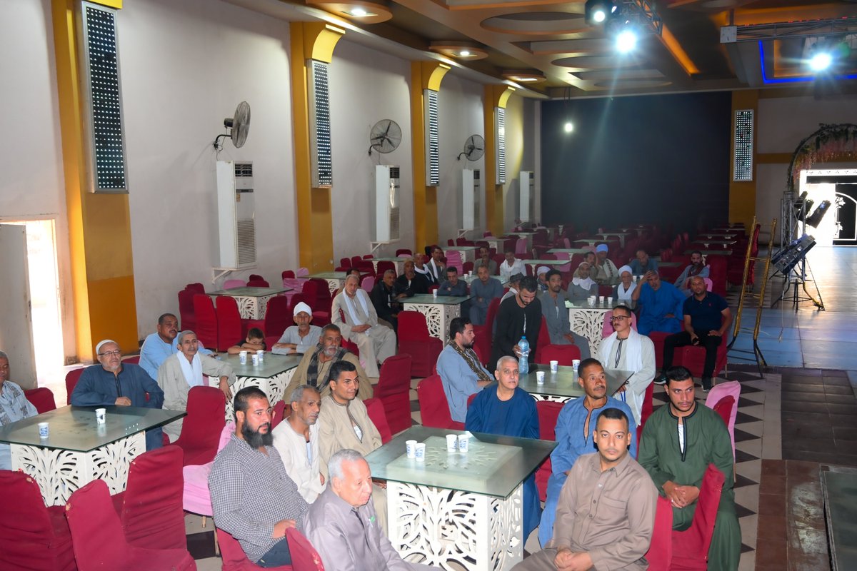 FAOEgypt's tweet photo. استهدفت الحملة التوعوية لمقاومة مضادات الميكروبات بمراكز أسيوط وأبوتيج ومنفلوط العديد من القطاعات المعنية ضمن نهج الصحة الواحدة، تأكيدًا على أن #AMR تحدٍ عابر للقطاعات يتطلب استجابة موحّدة. وشملت: مربي الثروة الحيوانية، الأطباء، الهيئة المصرية للدواء والهيئة القومية لسلامة الغذاء https://t.co/NstodqQcF1