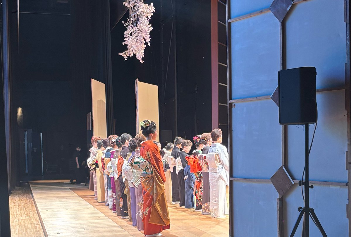 littlewings1990's tweet photo. 呼吸
拍
舞台に流れるもの
踊りの先生方、素晴らしかった。
今年も舞台袖で勉強させていただきました。
#今を踊る
#アーツフェスタ高松2026
#香川県舞踊連盟
#日本舞踊
#西川流　#藤間流　#吾妻流　#坂東流 https://t.co/ZW354jucpF