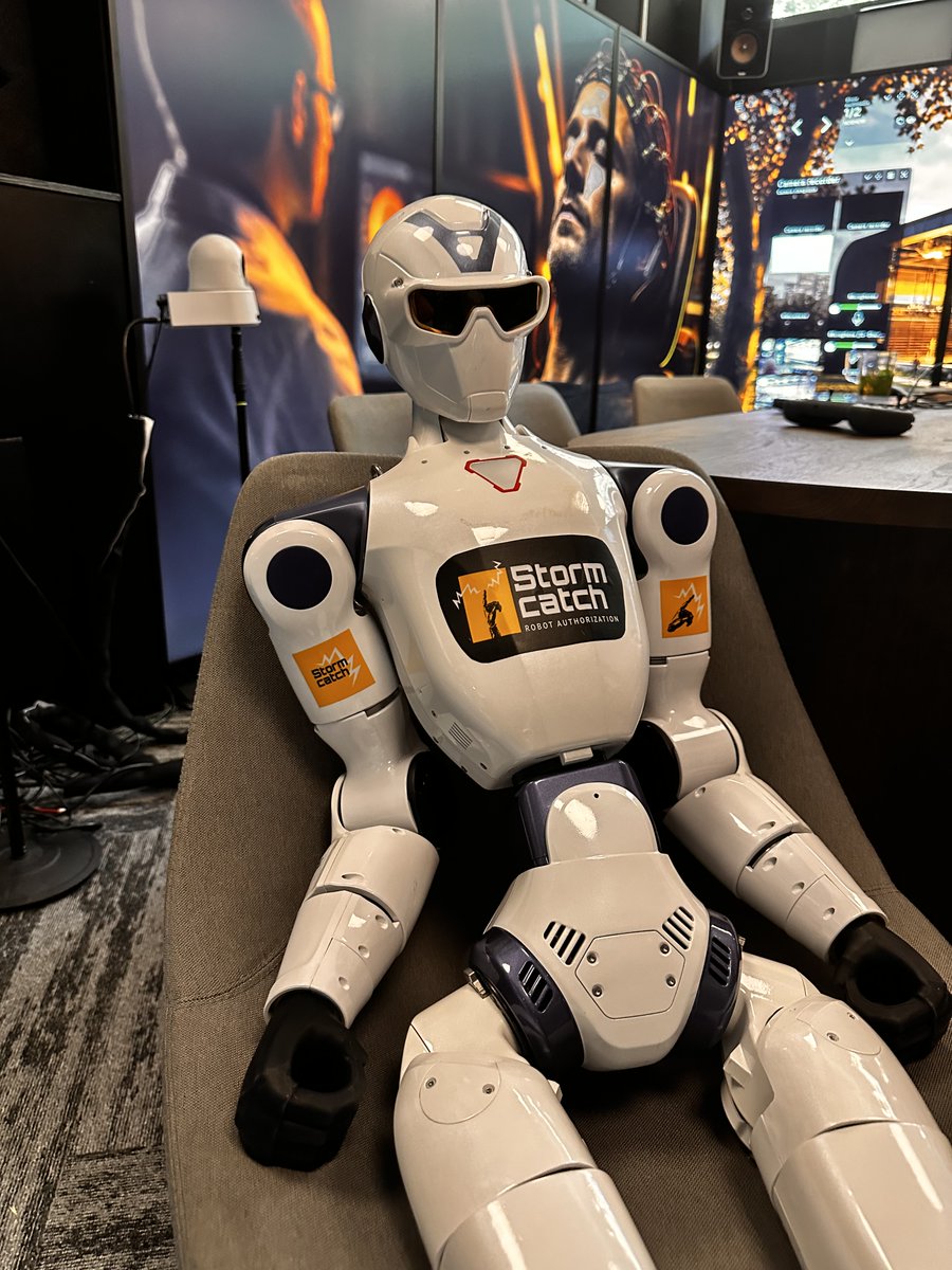ID0 Robot tweet media