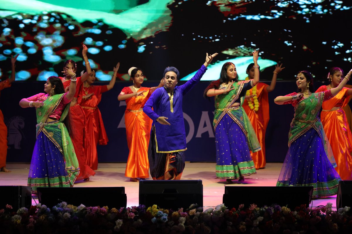 ZoologicalI's tweet photo. The cultural programme, Bengal Rising тАУ Awakening Minds and Healing Earth, added a vibrant dimension to the 111th Foundation Day celebrations of the #ZoologicalSurveyofIndia #ZSI #MoEFCC #BengalRising https://t.co/5O7uukjjEI