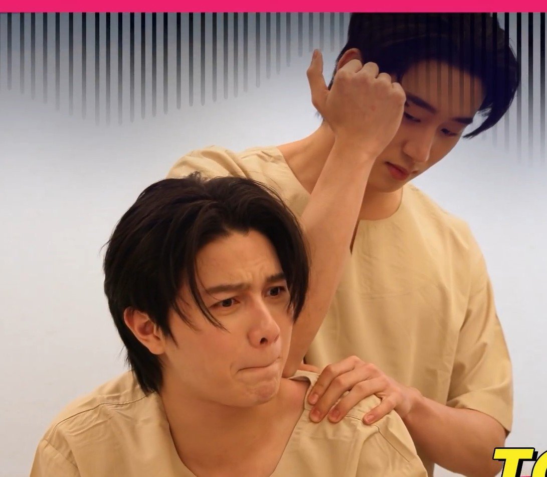 appch__'s tweet photo. คือพี่อาร์มเอาดารามาผ่อนคลายจริงปะ555555555555555555555555 สภาพพพพพพพ

#WilliamEst 
#williamjkp #est_rvp https://t.co/rFM2j5zs9N