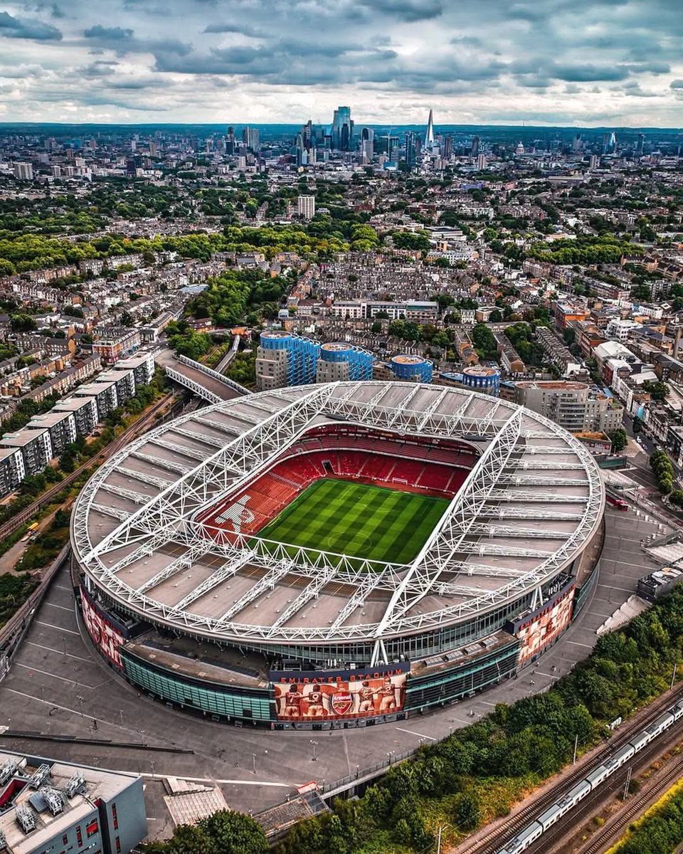 Worldcities65's tweet photo. Identify the location 
Tell me the name of this city 🌆 &amp; stadium 🏟️.. https://t.co/GxeATcFwai